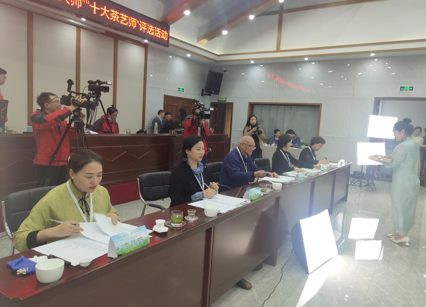 1653702658926.png 1653702658926.png